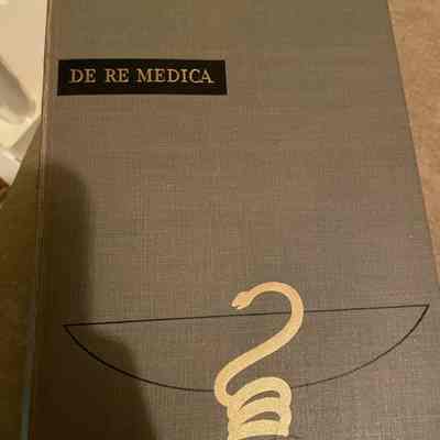 De Re Medica