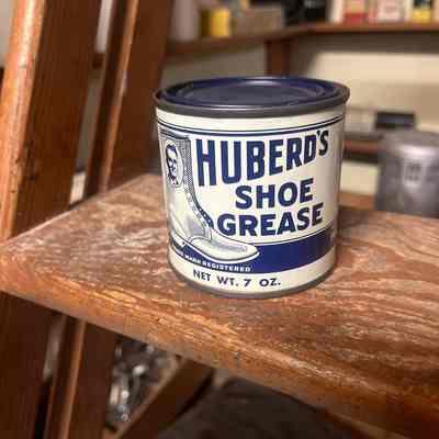 Huberd’s Shoe Grease Tin