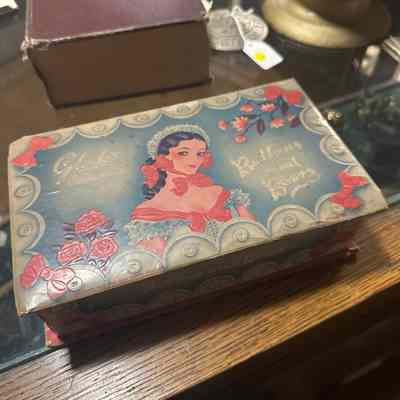 Buttons and Bows Chocolates box