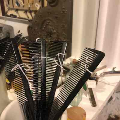 Black Combs