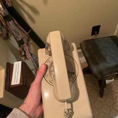 Wall telephone