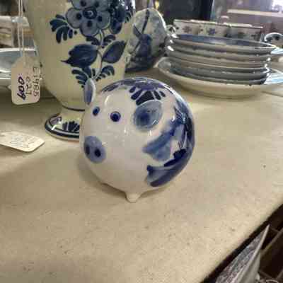 Pig Delft Shaker