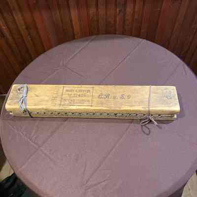 Wood 2 piece cigar press