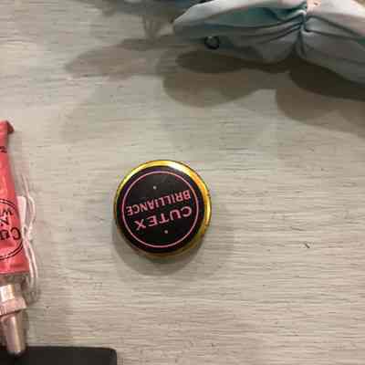 Cutex Brilliance Tin