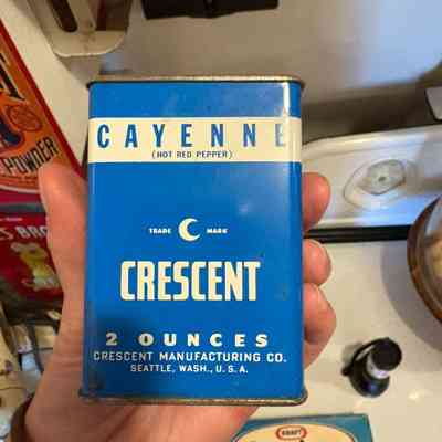 Cayenne Spice Can