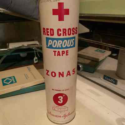 Red Cross Porous Tape Tube