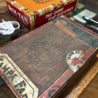 Tampa Fad Cigar Box