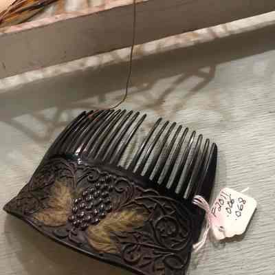 Black Hair Comb