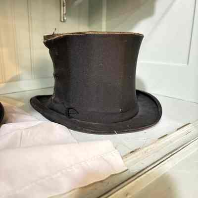 Brown Top Hat