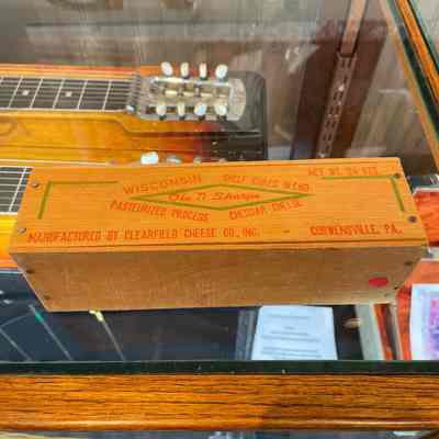 Wisconsin Cheddar Cheese Box