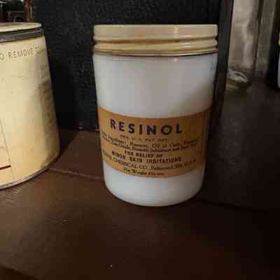 Resinol Jar