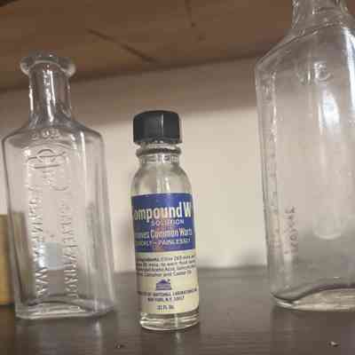 Compound W