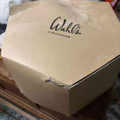 Wahls Hat Box