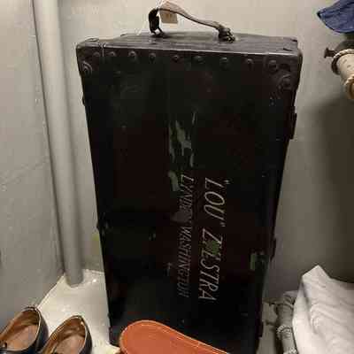 Lou Zylstra Trunk