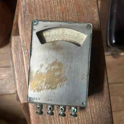 Voltage Meter
