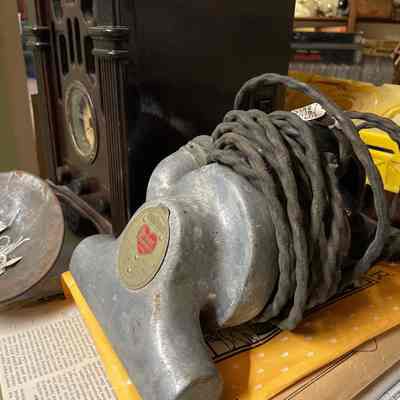 Great WesternHand Vacuum