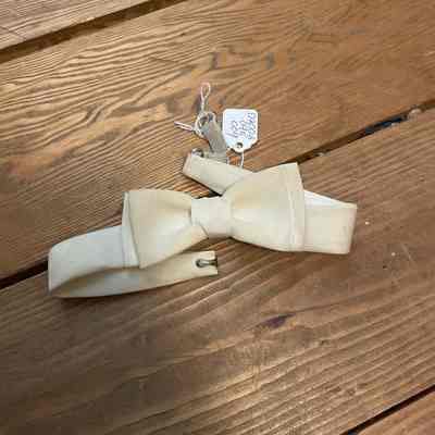 White bow tie