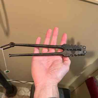 Telephone wire splicing tool
