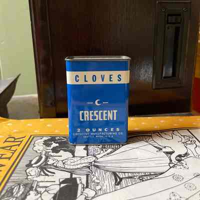 Cloves Tin