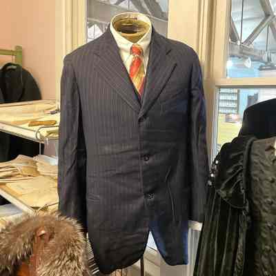 Suit w/ red tie