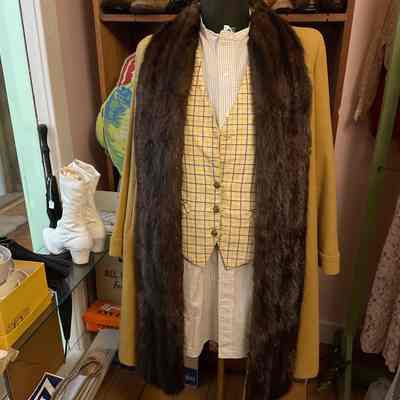 Men’s tan coat fur collar