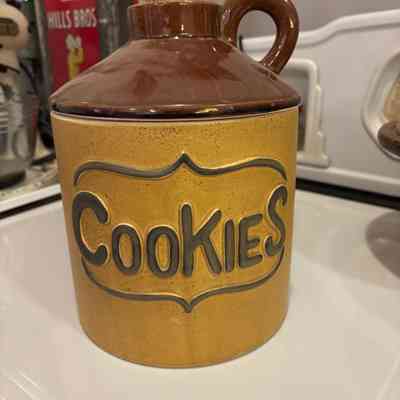 Cookie Jar with Cork