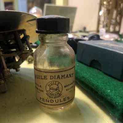 Huile Bottle