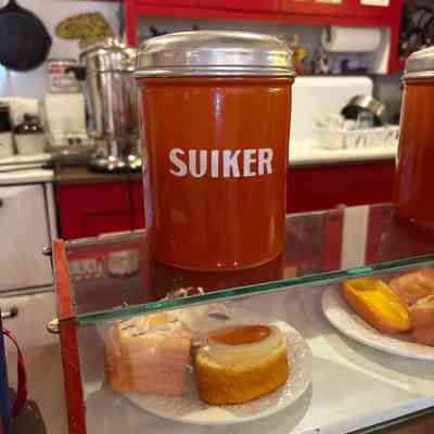 Canister