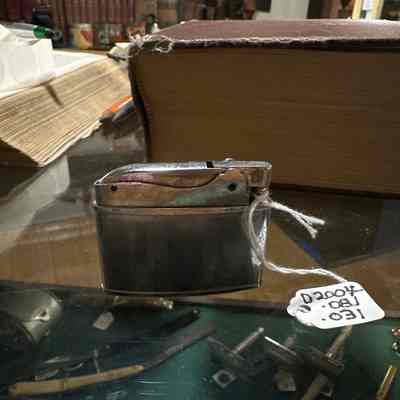 Zippo lighter