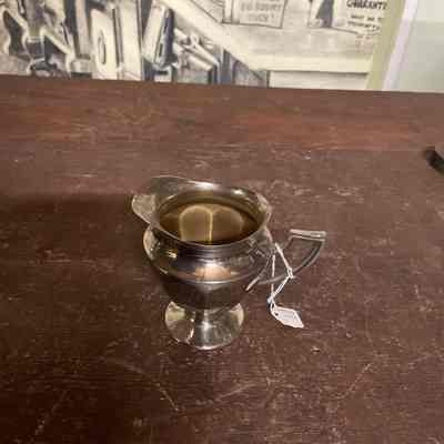 Cream Holder