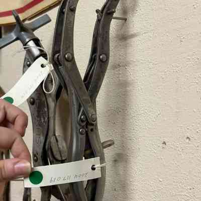 Pliers