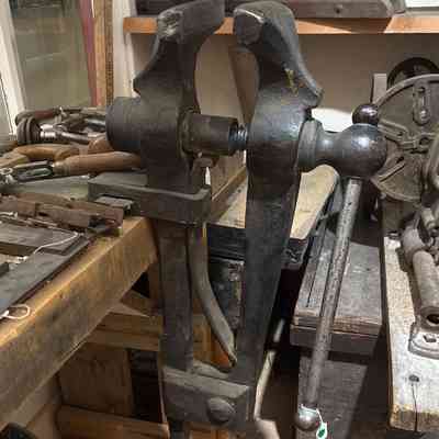 Large Bench Vice