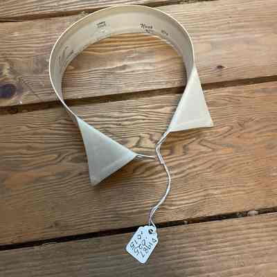 White dress collar