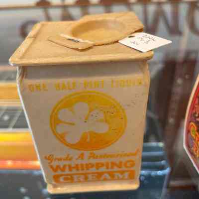 Cloverleaf Whipping Cream Carton
