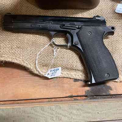 1935a Pistol