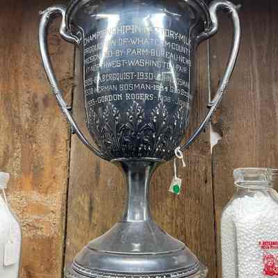 NW Championship in Factory Milk Trophy