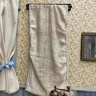 Blue & white cloth