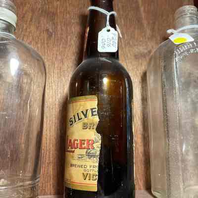 Brown beer bottle