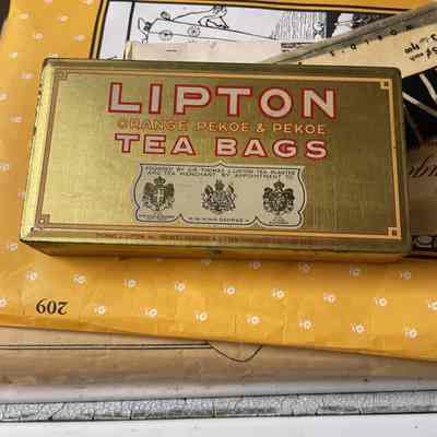 Lipton Tea Container