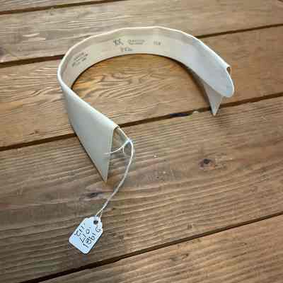 White dress collar