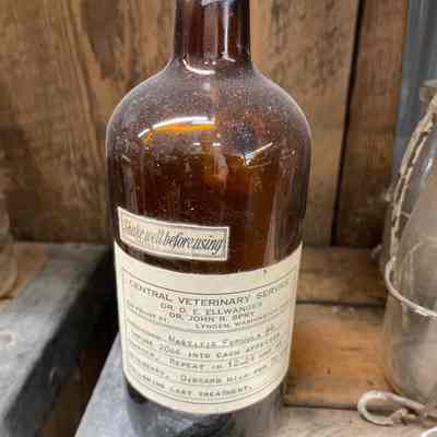 Mastitis Medicine Bottle