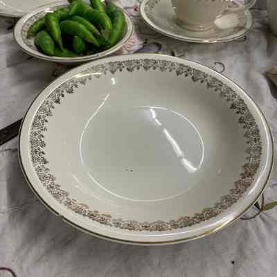 Gold & white deep plate