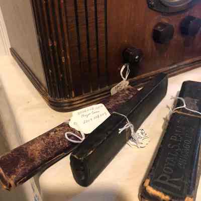 Razor case
