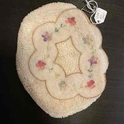White Beaded Coin Purse