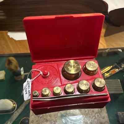 Scale weight set