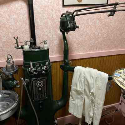 Dental Equipment Station