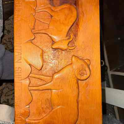 Bighorn Mountain Sheep carving