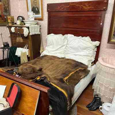 Wood bed frame