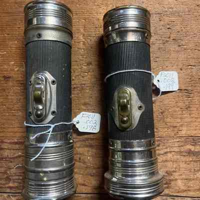 Set of Flashlights (x2)