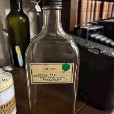 Fly Tox Bottle